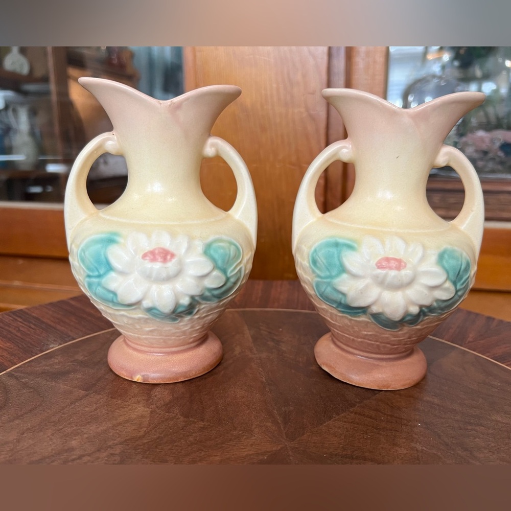 Vintage Hull Art Vases With Double Handles- Water Lily 5 set of 2 USA L2 5 1/2